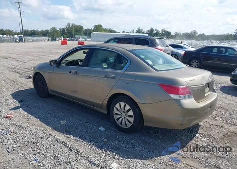 2009 Honda Accord 2.4 Lx z USA, uszkodzony, nr VIN 1HGCP26349A182364
